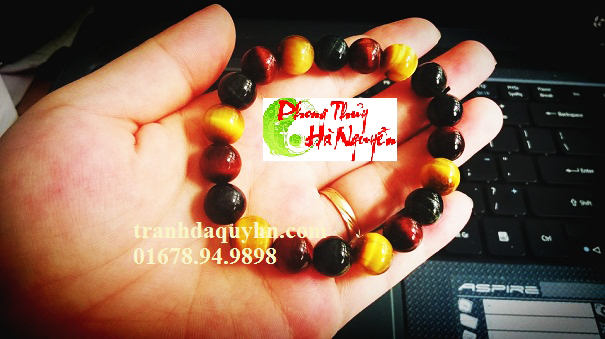 vòng tay phong thủy đá quý Hà Nguyễn